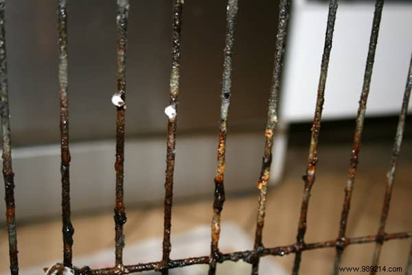 14 Proven, Natural Ways to Clean Your BBQ Grill Effortlessly