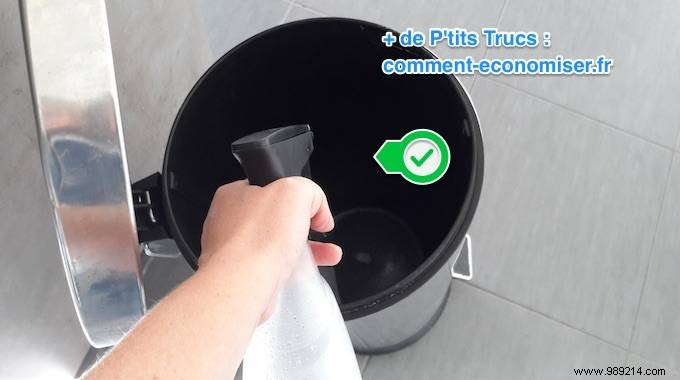 Eliminate Trash Bin Odors with This Proven White Vinegar Method