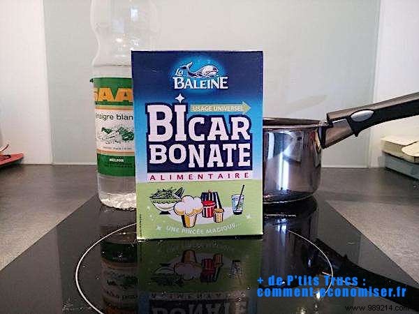 5 Proven Natural Methods to Effortlessly Clean a Burnt Pan