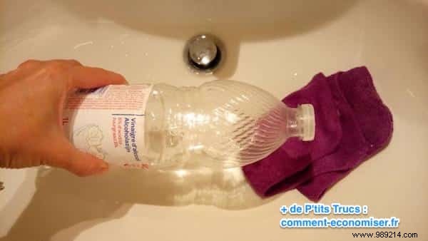 3 Proven Ways to Clean and Sanitize Toilets and Bathrooms with White Vinegar