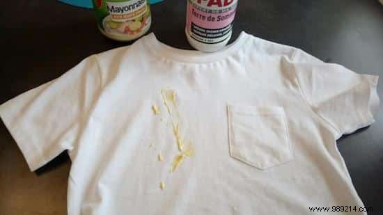 Expert Guide: Remove Mayonnaise Stains from Clothes Using Terre de Sommières