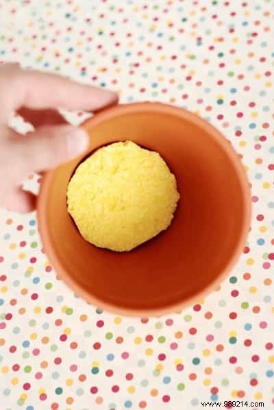14 Genius Ways to Repurpose Sponges Around Your Home