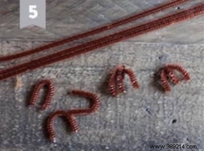 Easy DIY Pinecone Owls: Charming Holiday Crafts for Kids