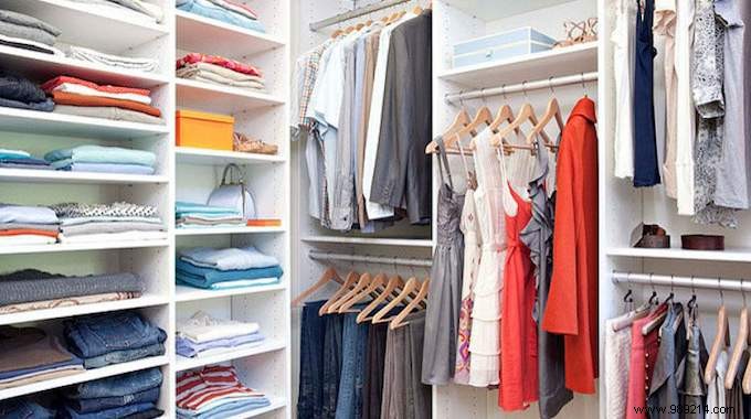 7 Proven Tips to Organize Your Clothes and Maximize Closet Space