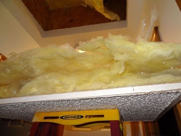 14 Expert Tips to Cut Your Heating Bill This Winter