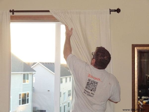 14 Expert Tips to Cut Your Heating Bill This Winter