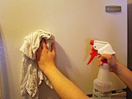 How to Deep Clean a Filthy Fridge in 6 Proven Steps – Bleach-Free Method