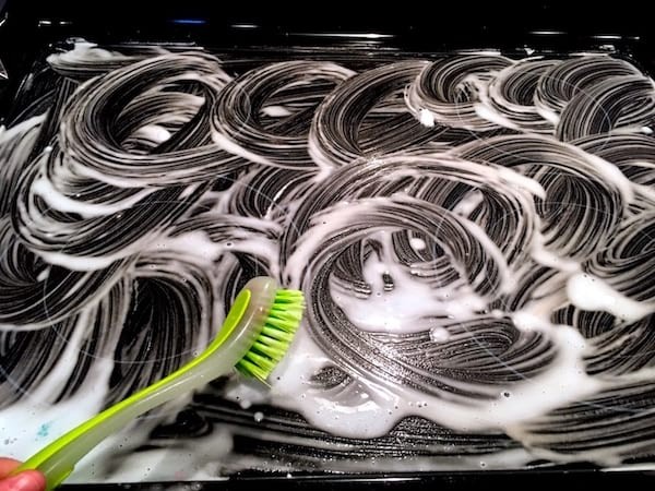 Shine Your Electric Hob in Just 2 Minutes: A Proven Natural Cleaning Hack