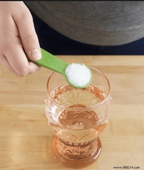 13 Proven Epsom Salt Uses for Home Cleaning, Beauty, and Hair Care