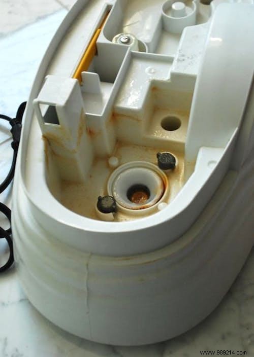 How to Descale and Clean Your Humidifier with White Vinegar: A Proven Step-by-Step Guide
