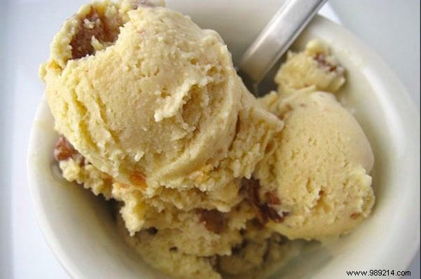 9 Clever Vodka Uses for Cleaning, Cooking, and Household Hacks