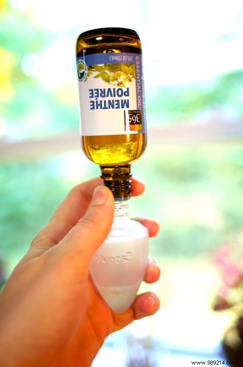 DIY Electric Diffuser Refill: Create Your Own in 2 Minutes with Essential Oils