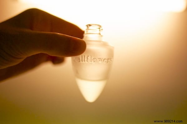 DIY Electric Diffuser Refill: Create Your Own in 2 Minutes with Essential Oils