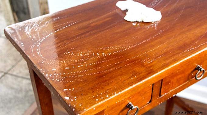 Revive Vintage Wooden Furniture: Clean and Shine Naturally with Warm Milk