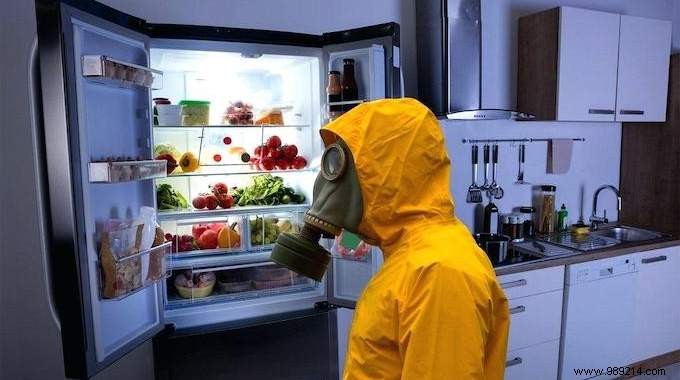 Eliminate Fridge Odors Naturally: The Proven Lemon Trick for a Fresh Refrigerator