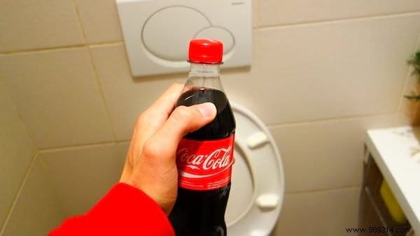 7 Proven Natural Tricks to Eliminate Stubborn Toilet Limescale