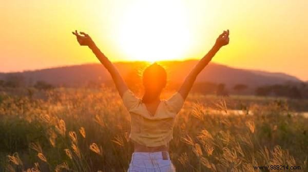 Top 10 Proven Home Tips: Restore Towel Softness, Hydrogen Peroxide Uses, Budget Decor Ideas & More