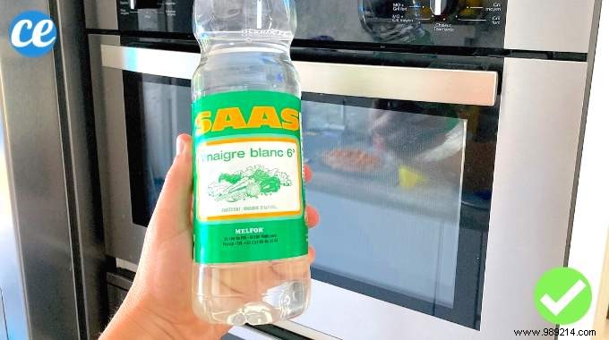 10 Proven White Vinegar Hacks for Effortlessly Cleaning Household Appliances