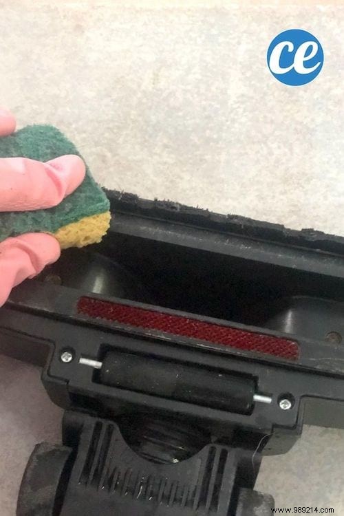 How to Clean Your Vacuum Brush in 5 Simple Steps: Expert Maintenance Guide