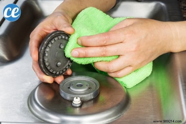 48 Proven Natural Cleaning Tips for a Spotless Home