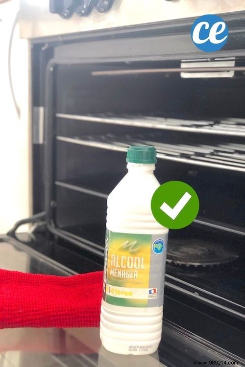 25 Proven Household Uses for Rubbing Alcohol: Cleaning, Disinfecting, and Beyond