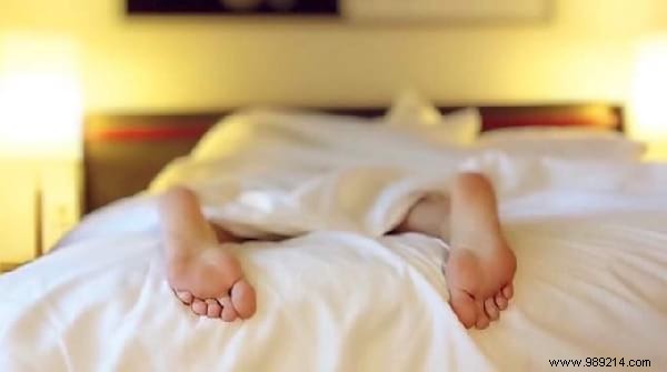 Struggling to Sleep? 10 Proven Natural Tips to Drift Off Fast and Sleep Like a Baby