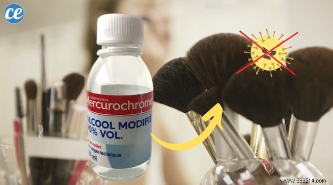 How This Beauty Expert Deep Cleans and Disinfects Makeup Brushes for Healthy Skin