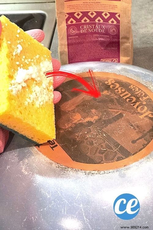 10 Proven Ways to Clean Burnt Residue from the Bottom of Pans and Pots