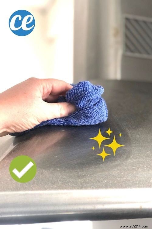 My Grandmother s Proven Trick: Streak-Free Stainless Steel Range Hood Cleaning with Rubbing Alcohol