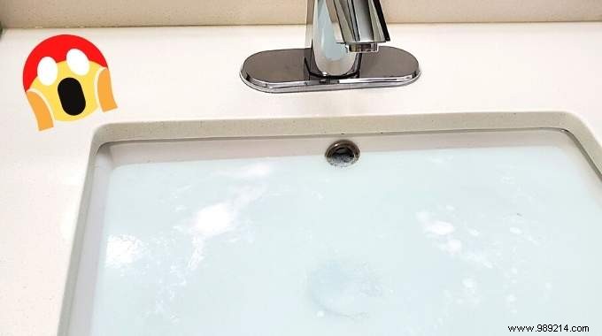 The Proven Baking Soda and Vinegar Method to Keep Your Drains Clog-Free