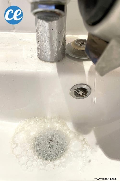The Proven Baking Soda and Vinegar Method to Keep Your Drains Clog-Free