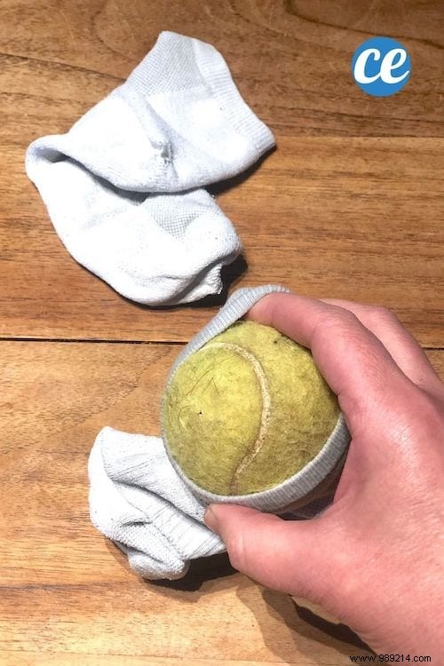 How to Naturally Whiten Yellowed Pillows Without Bleach: A Proven Home Method