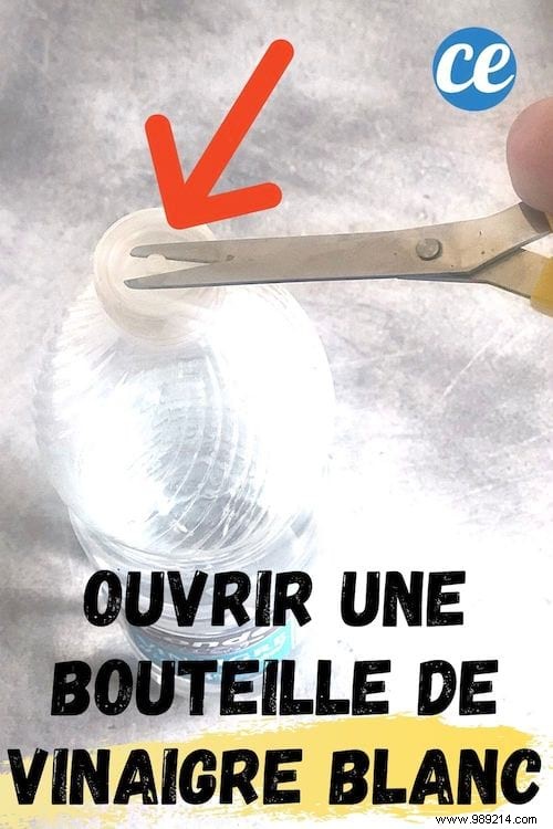 Easy Way to Open White Vinegar Bottles: A Proven Cleaning Hack