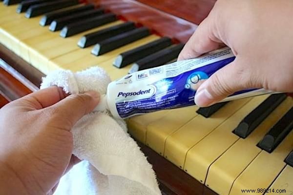13 Proven Toothpaste Cleaning Hacks for Everyday Household Tasks