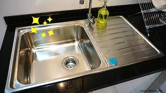 4 Proven Natural Tips to Clean and Shine Stainless Steel Effortlessly