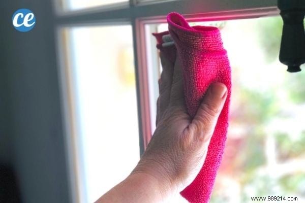 14° White Vinegar: 14 Proven Uses for Expert Home Cleaning and Maintenance