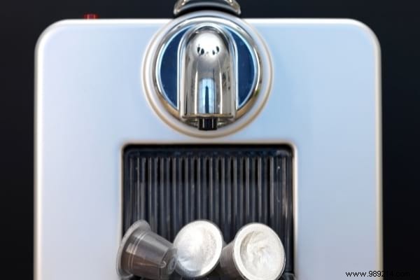 14 Expert Natural Tips for a Sparkling Clean Kitchen