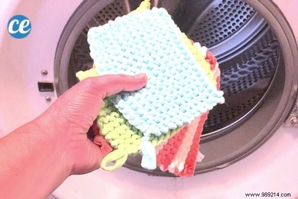DIY Tawashi Sponge: Make an Eco-Friendly Cleaner from Old Socks in 5 Minutes