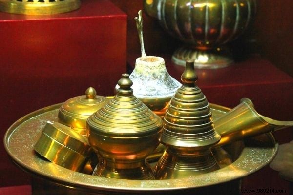 10 Proven Natural Methods to Clean and Shine Brass Effortlessly