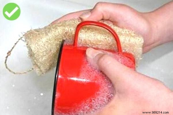 Ditch Disposable Sponges: 4 Eco-Friendly, Washable, and Reusable Alternatives