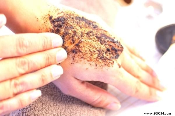13 Proven Tips to Quickly Remove Henna Stains from Skin and Hair