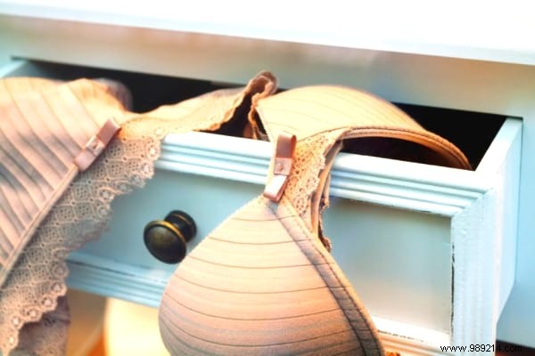 19 Everyday Household Items with Surprising Expiration Dates