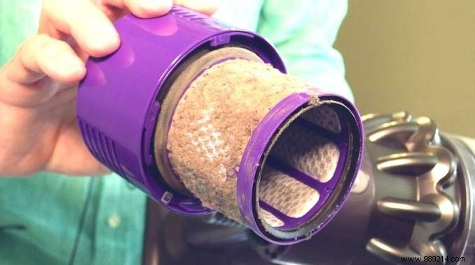 How to Clean Your Dyson Vacuum Filter in Just 2 Minutes: Expert Advice from a Pro