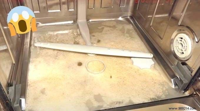 6 Proven DIY Tips to Unclog Your Dishwasher Fast – No Tools Required