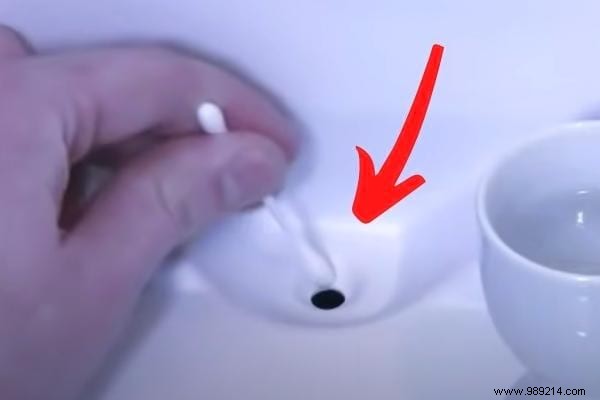 How to Unclog Your Refrigerator Drain Hole and Prevent Water Leaks: Proven DIY Guide