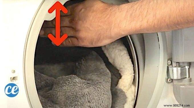 The Simple Hand Test: How to Tell If Your Washing Machine Is Overloaded