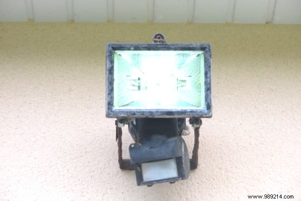 17 Police-Recommended Tips to Prevent Home Burglaries