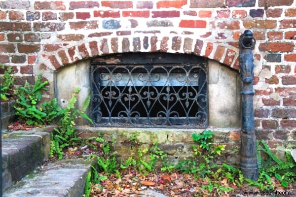 17 Police-Recommended Tips to Prevent Home Burglaries