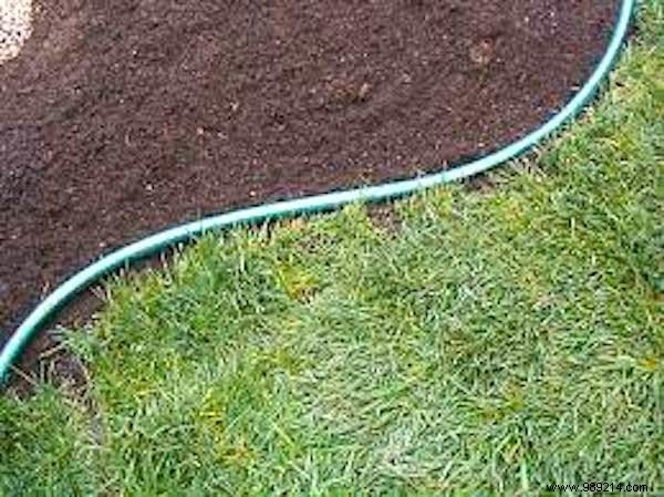 32 Genius Ways to Repurpose Old Garden Hoses: Practical DIY Ideas from a Seasoned Gardener