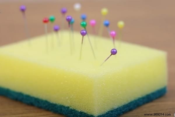 15 Genius Kitchen Sponge Hacks for Cleaning, Crafting, and Everyday Wins